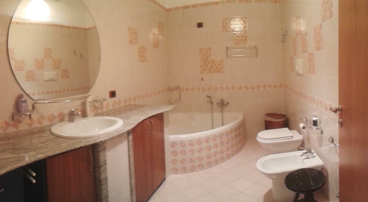 B&B Nonna Giulia Bernalda Bagian luar foto