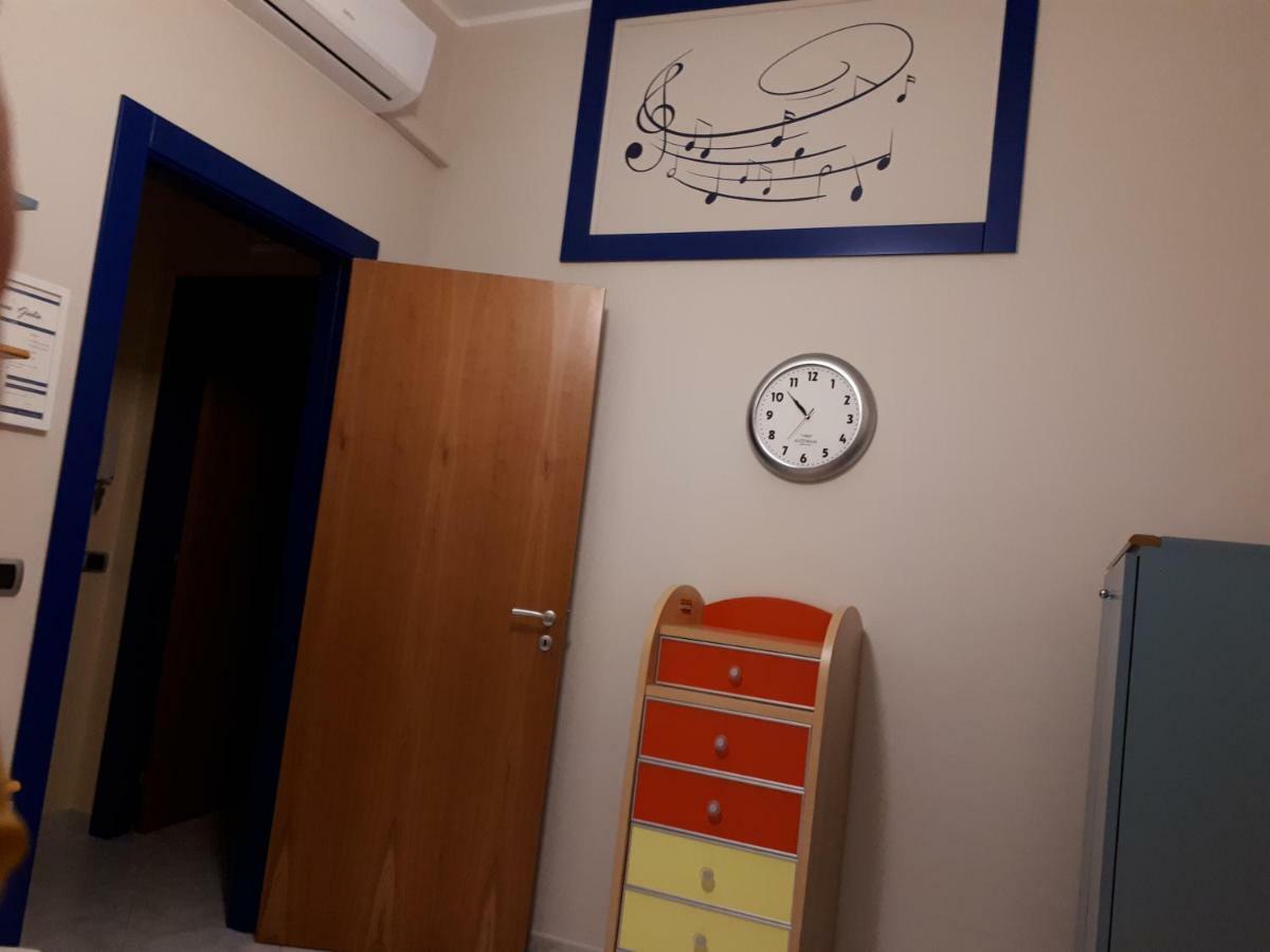 B&B Nonna Giulia Bernalda Bagian luar foto