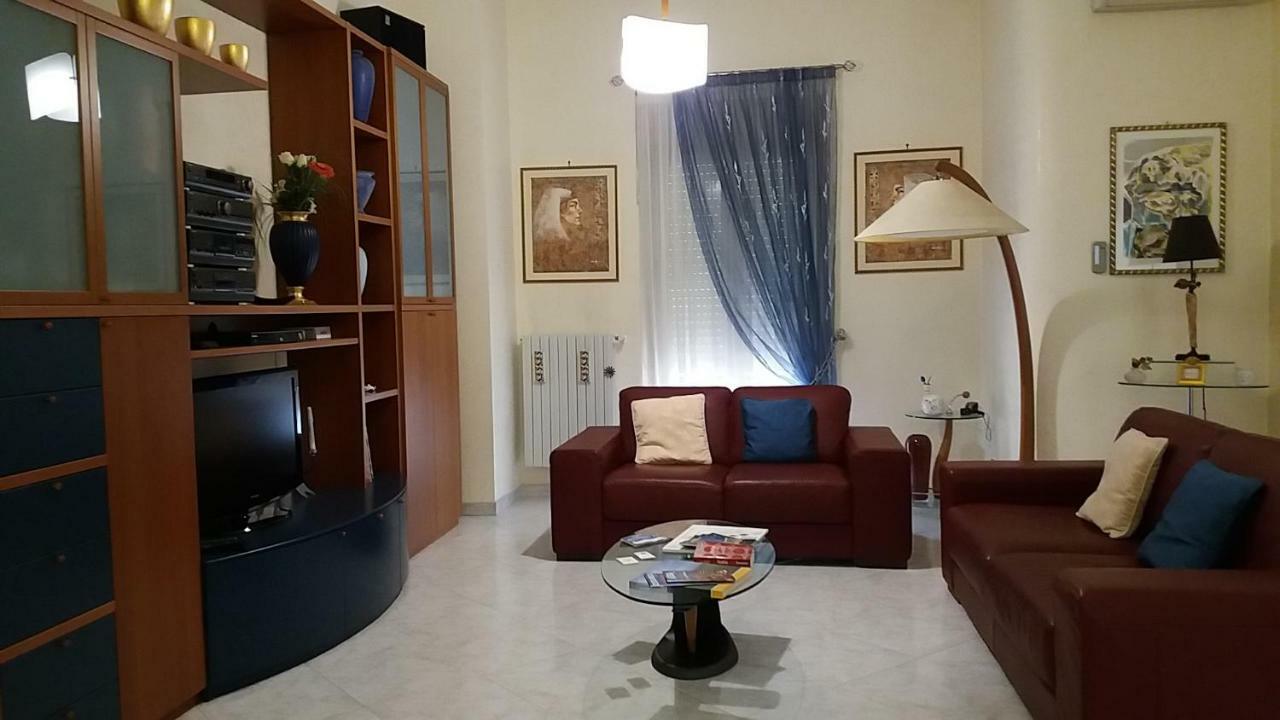 B&B Nonna Giulia Bernalda Bagian luar foto