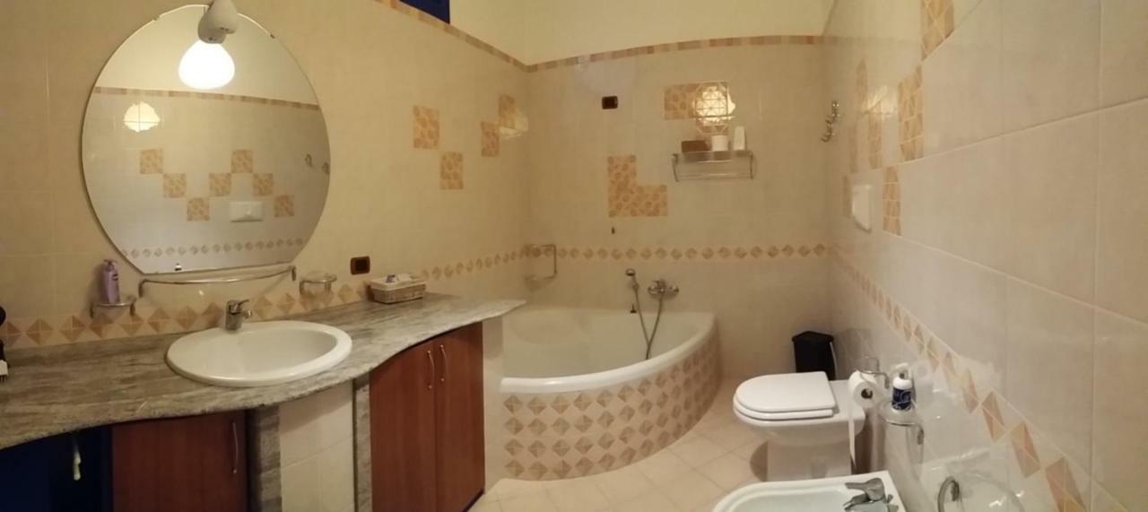 B&B Nonna Giulia Bernalda Bagian luar foto